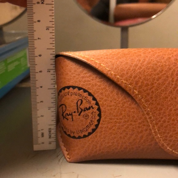 authentic Ray-Ban case with cloth - Picture 4 of 5